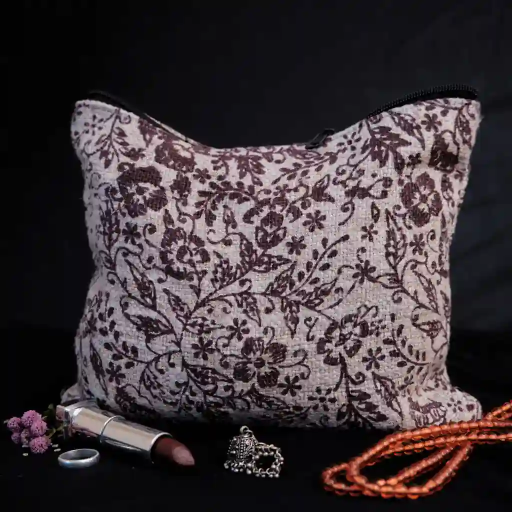 Hemp House All Natural Hemp Pouch (L) on itsHemp