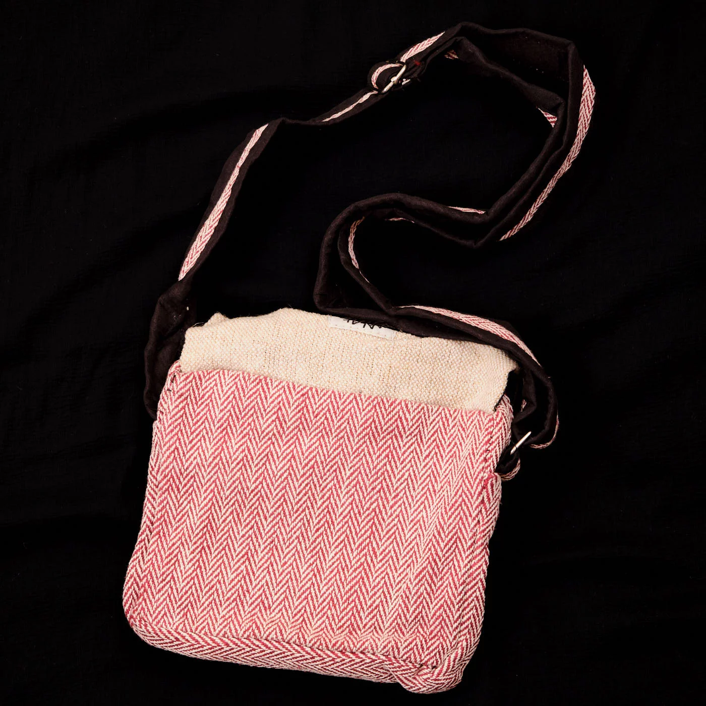 Pouchful Hemp & Cotton Handmade Sling bag on itsHemp