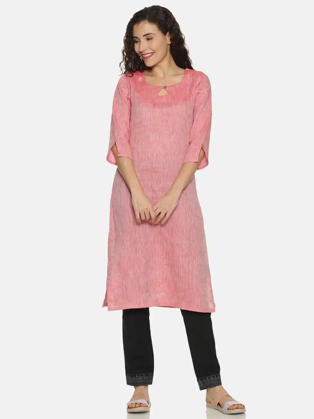 Ecentric Women’s lounge wear top on itsHemp