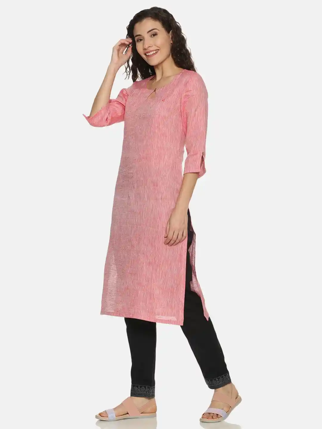 Ecentric Women’s lounge wear top on itsHemp