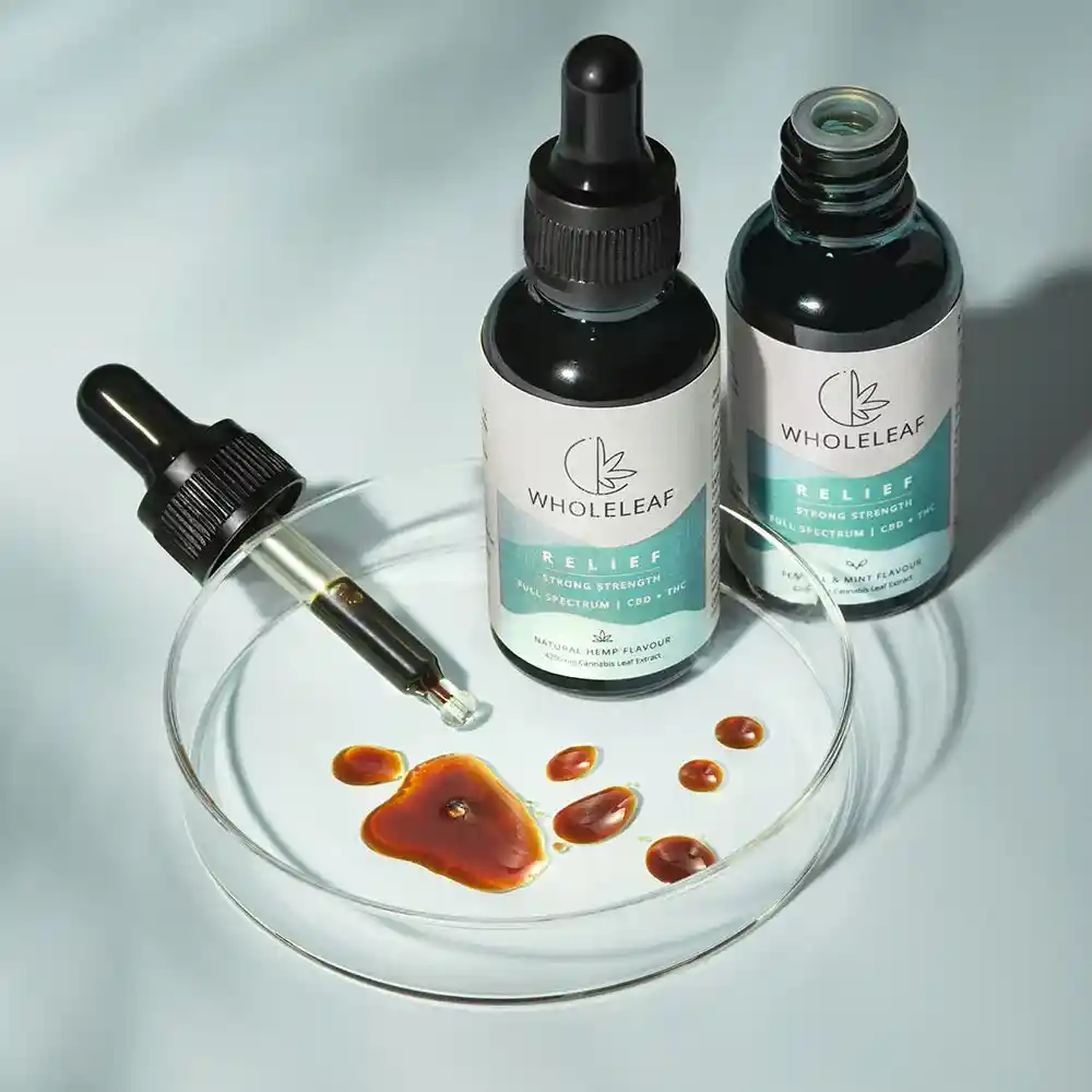 Wholeleaf RELIEF strong-strength Full-spectrum oil for Pain Management, 4200mg, 30ml on itsHemp