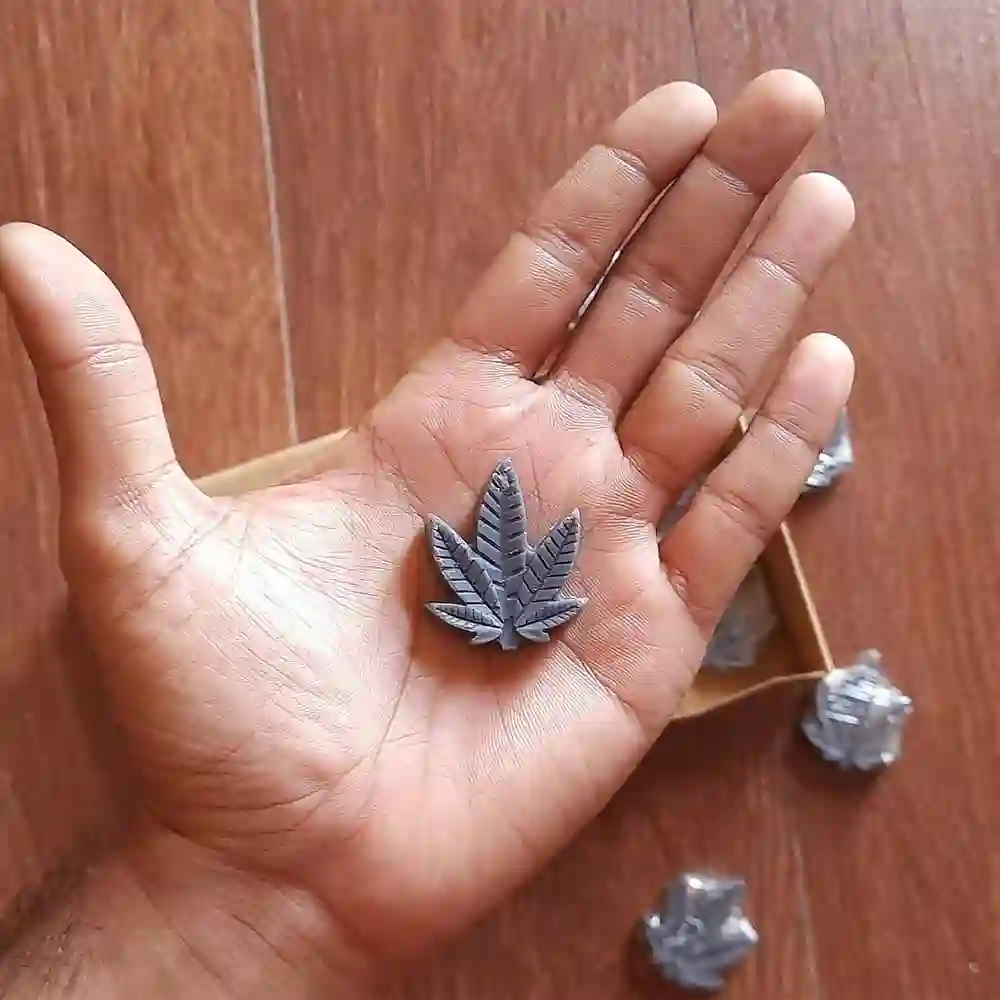 BE052052_1 B.E Hemp Mini Weed Leaf Soap variants, Set of 10 (5 Flavour x 2 of Each) on itsHemp