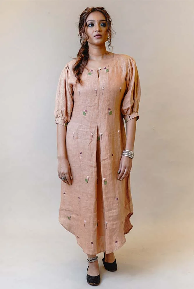 The House of Hemp Daisy, Mud Brown on itsHemp