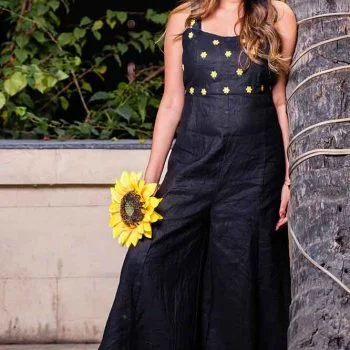 The House of Hemp Moon Rose, Black on itsHemp