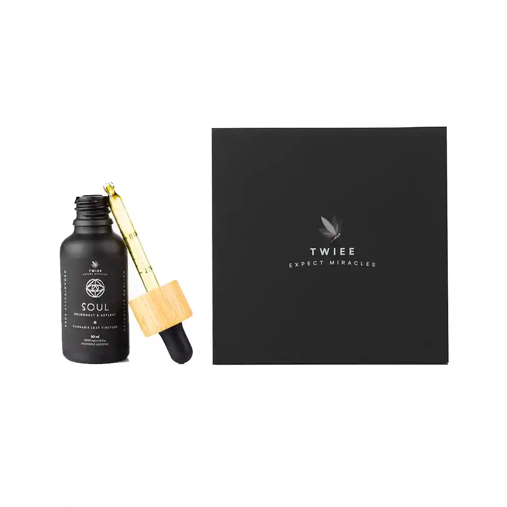 Twiee Soul Reconnect & reflect Cannabis Leaf Tincture (3000mg), on itsHemp
