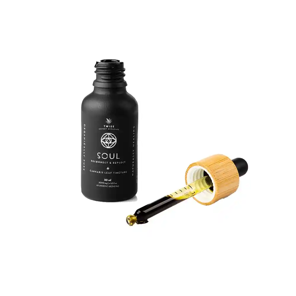 Twiee Soul Reconnect & reflect Cannabis Leaf Tincture (3000mg), on itsHemp