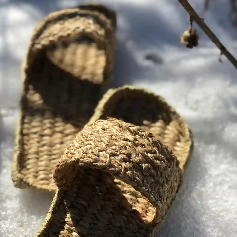 The Humane Collective Pulla Hemp Slippers on itshemp