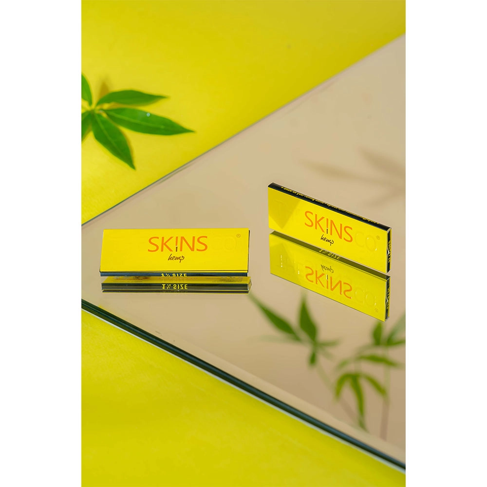 THESKINSCO™ 1 1/4 Size Premium Hemp Rolling Paper (Pack of 10) on itshemp.in