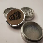 Leaf Glass Skull Tattoo Queen Grinder on itshemp.in