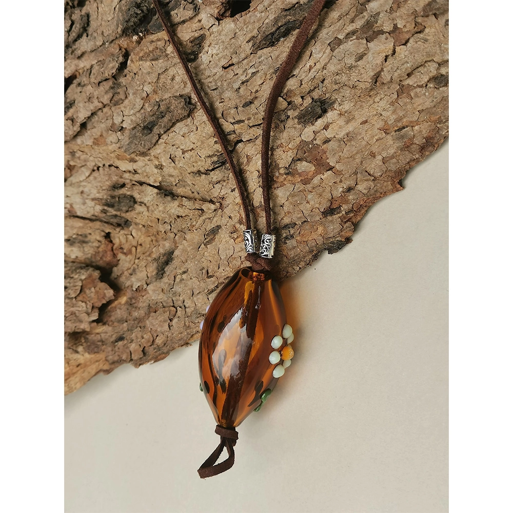 RH204019_1 Rustic Horse Flower Series Necklace - Daisies on itshemp.in