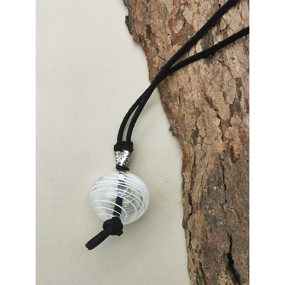 RH204020_2 Rustic Horse Spirit Echo Bead White art Necklace on itshemp.in