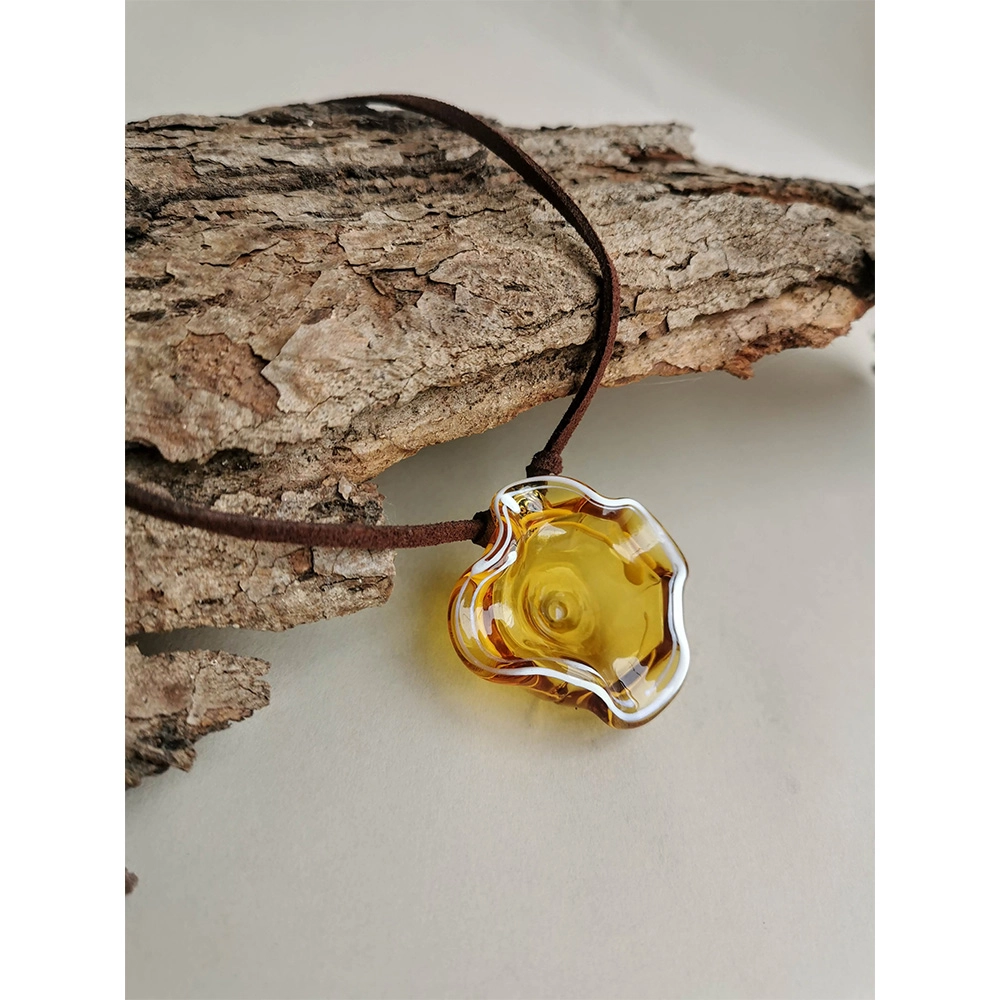 RH204026_1 Rustic Horse Flower Series Necklace - Amber on itshemp.in
