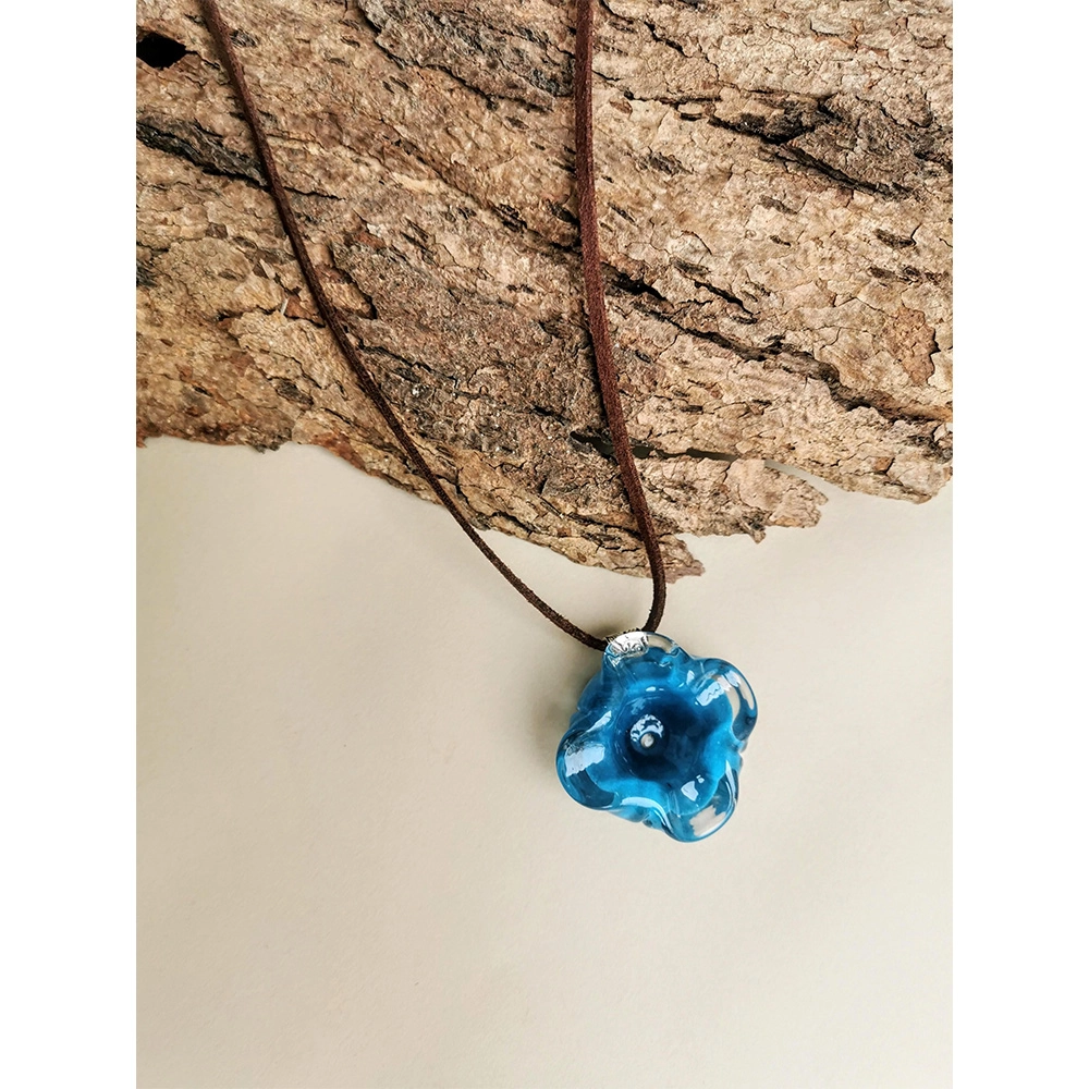 Rustic Horse Flower Series Necklace - Blue Ocean on itshemp.in
