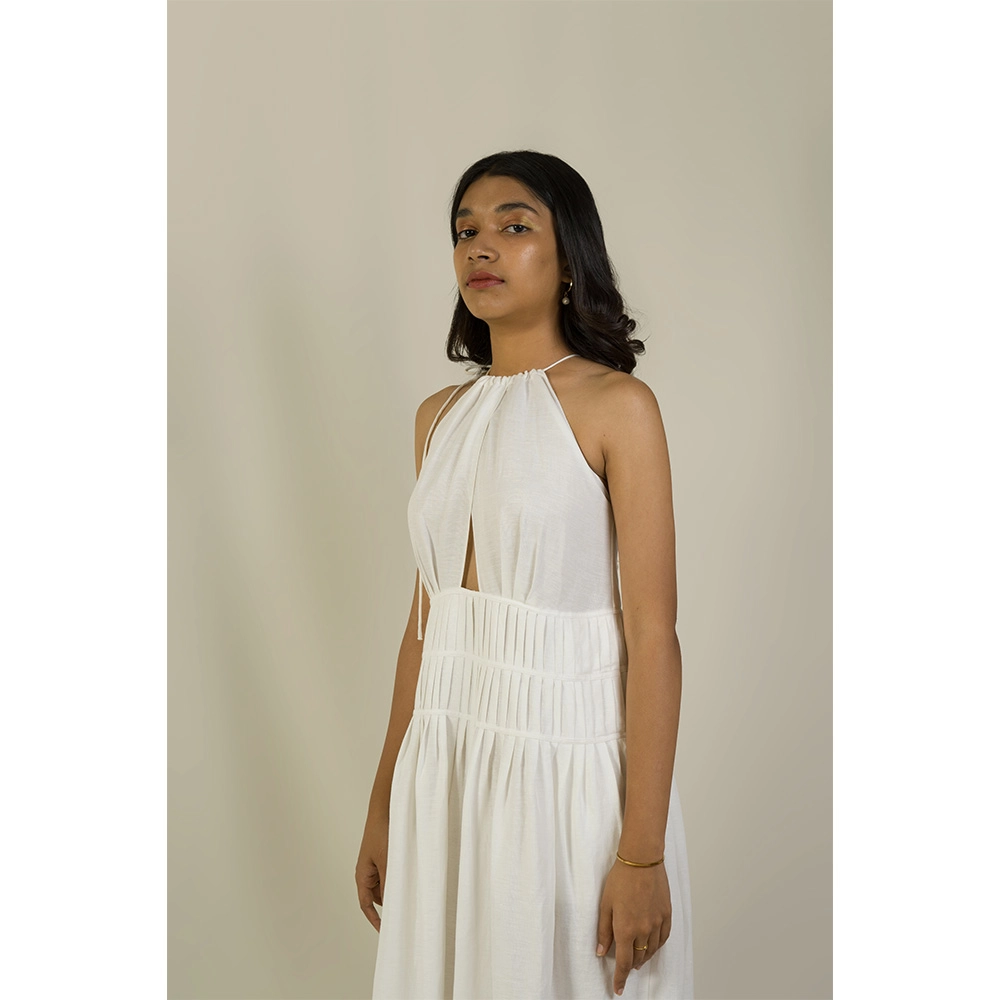 Hemis Overlap Peeping Dress, Pristine White on itshemp.in