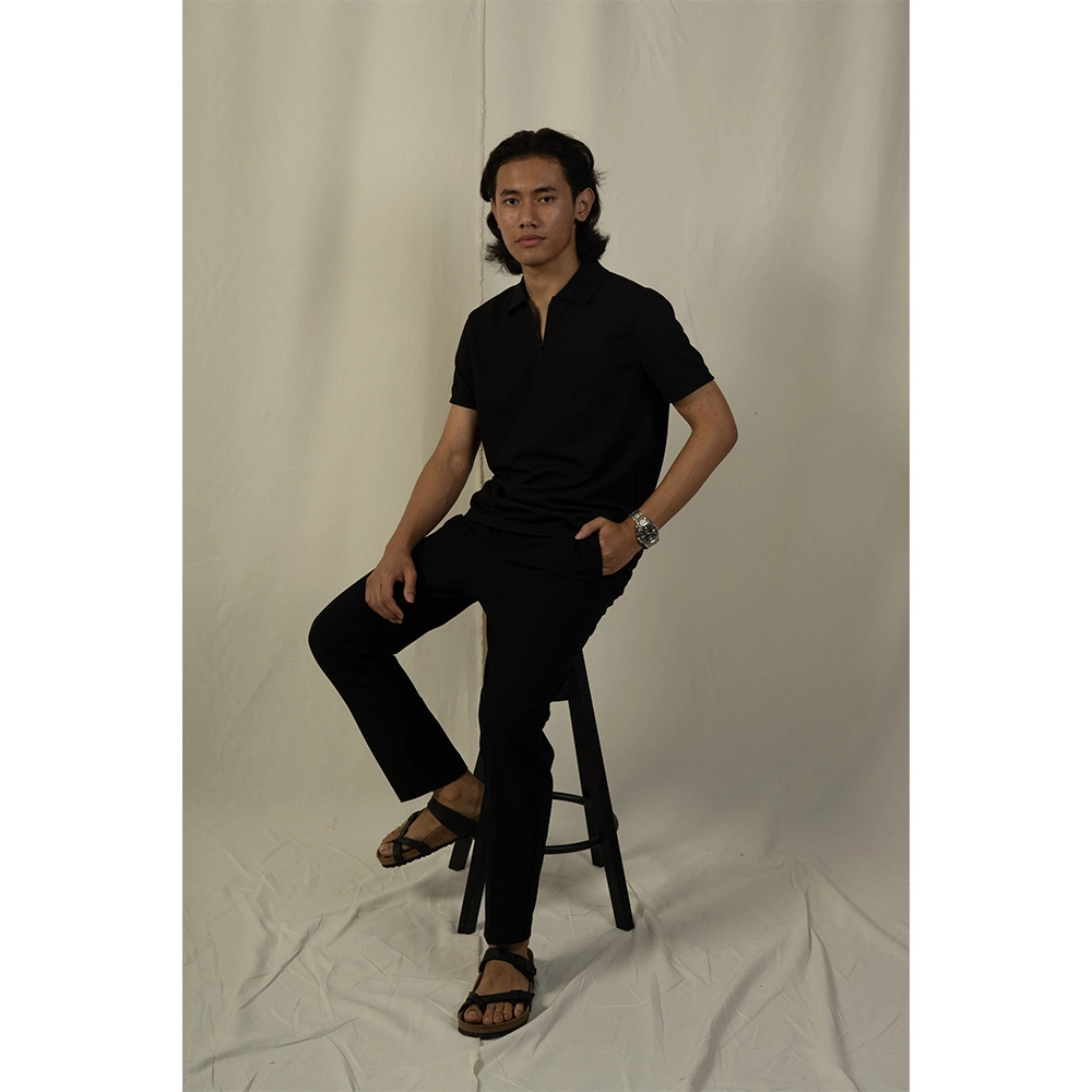 Hemis Textured Zipper Polo, Polished Black on itshemp.in