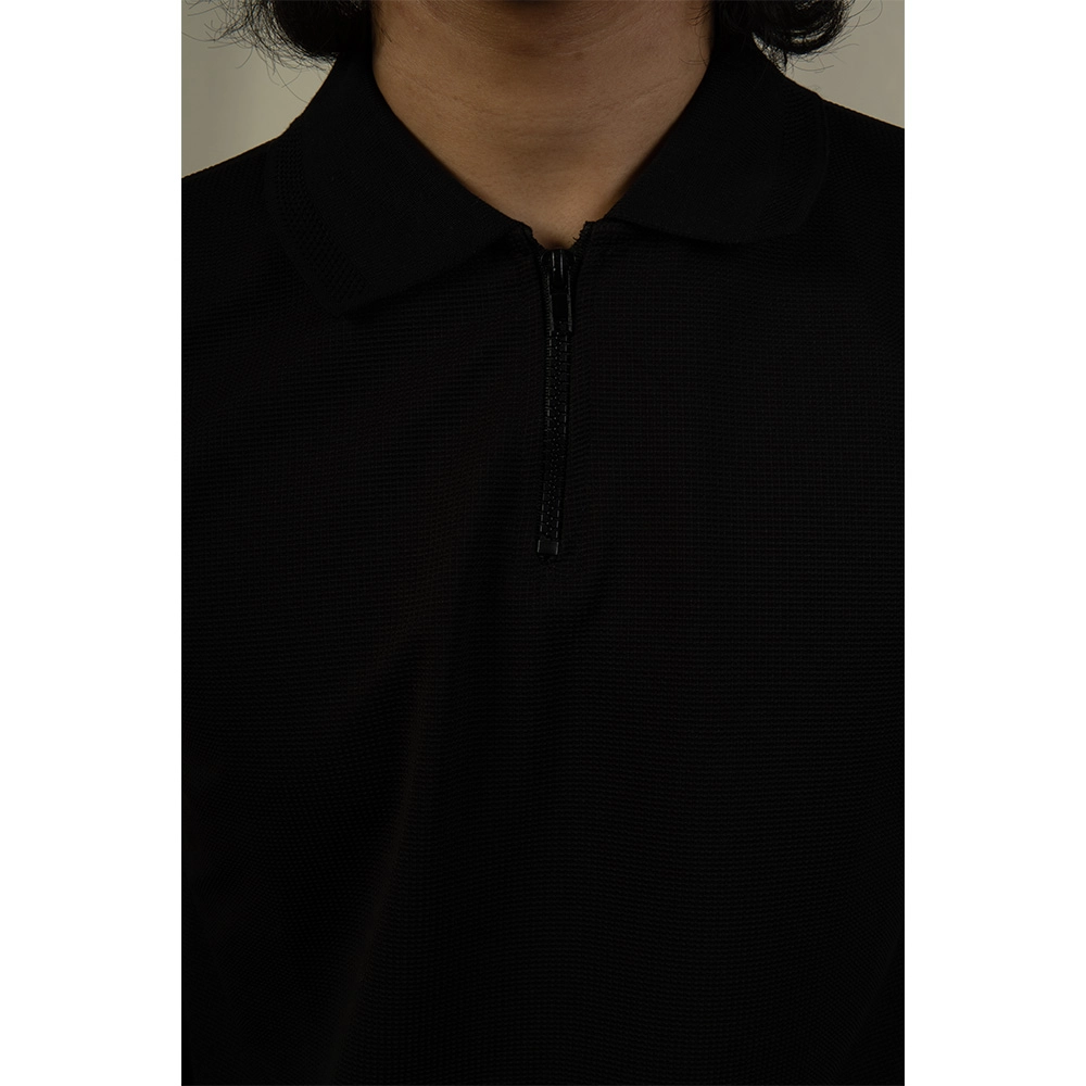 Hemis Textured Zipper Polo, Polished Black on itshemp.in