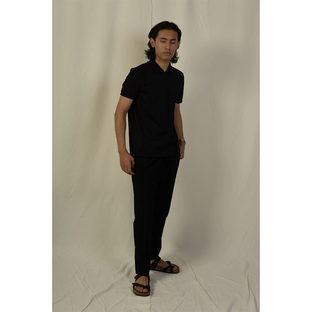 Hemis Textured Zipper Polo, Polished Black on itshemp.in