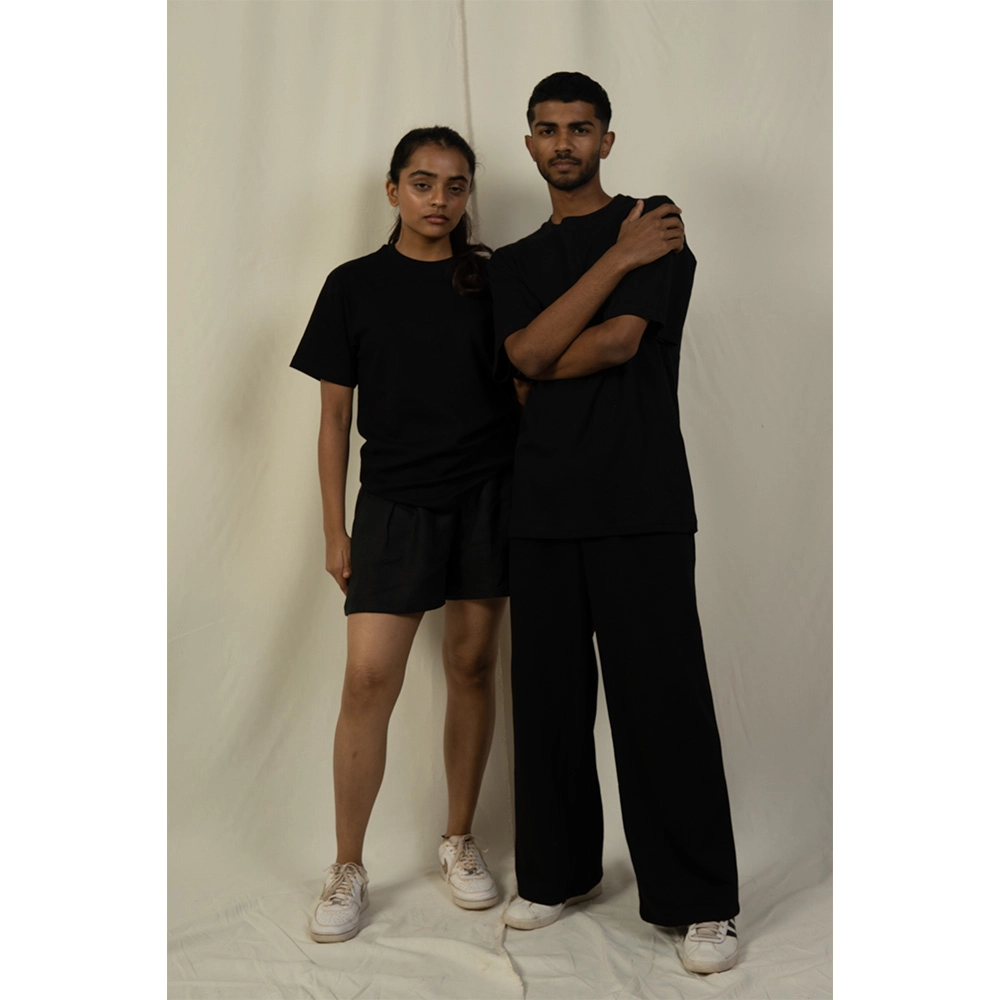 Hemis Round Neck T-Shirt, Smooth Black on itshemp.in