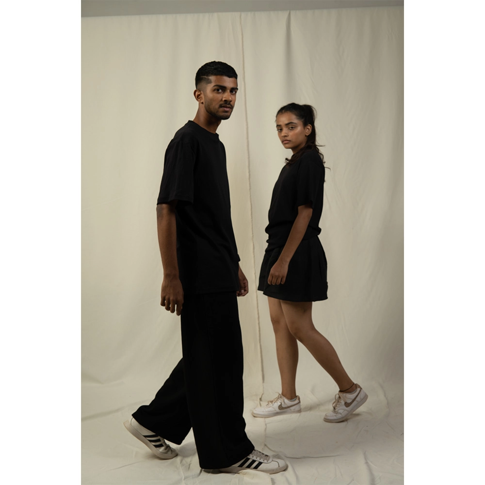 Hemis Round Neck T-Shirt, Smooth Black on itshemp.in