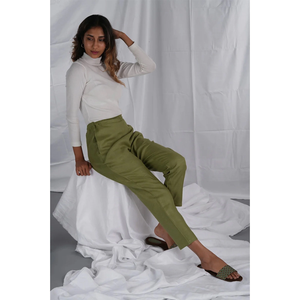 Ecentric Women Regal Olive Hemp Ultimate Yoga Pant - Image 3